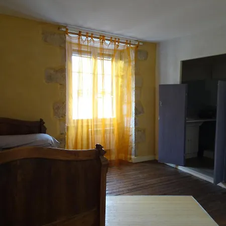 Ferienhaus Maison A Sioriac En Perigord